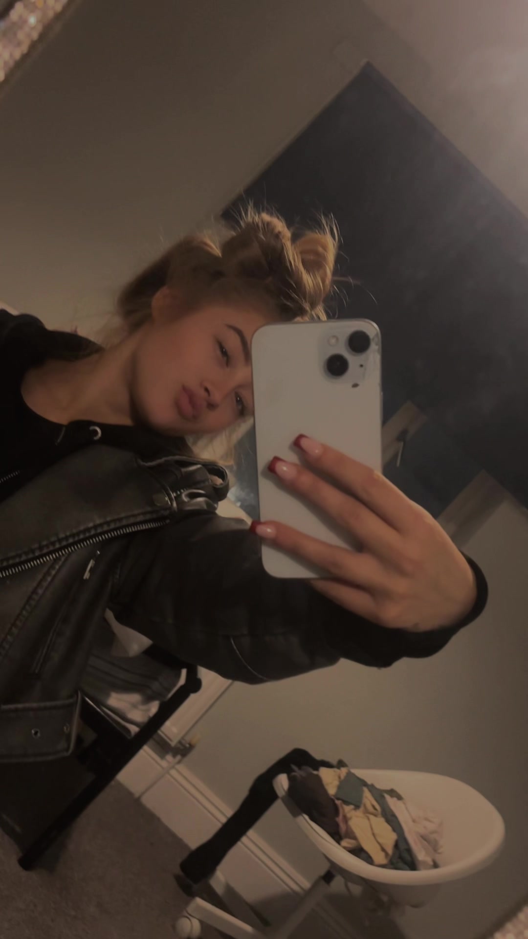 @ChloeBeebe