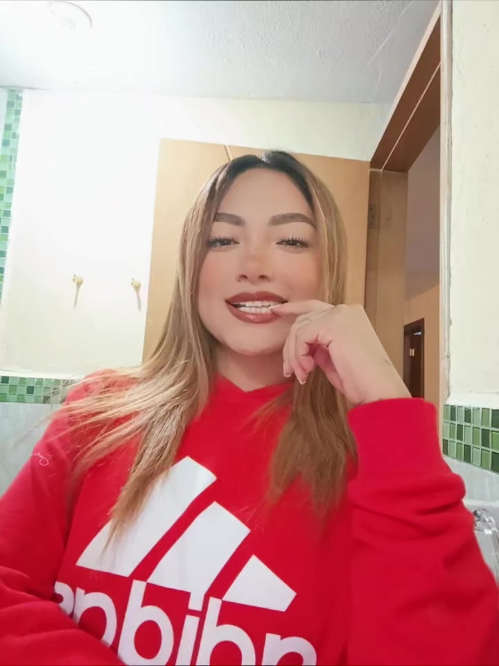 @𝓚𝓪𝓻𝓮𝓷 𝓔𝓼𝓽𝓮𝓯𝓪𝓷𝓲𝓪