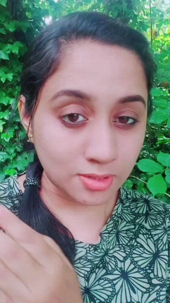 @roshnaroldon
