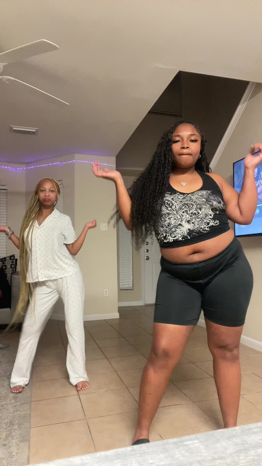 @K.KINGG12