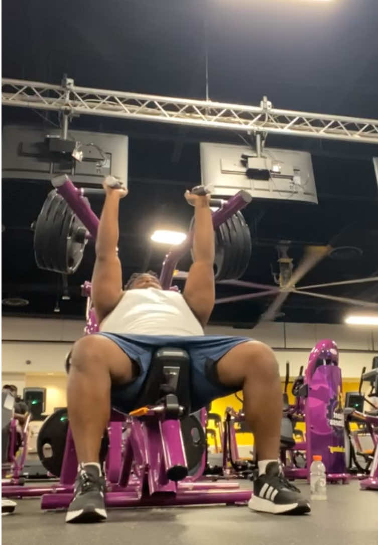 @gymwithbeezy
