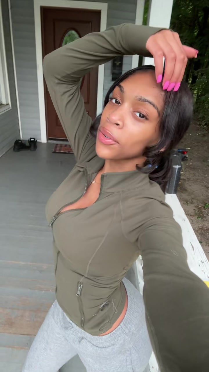 @azyria.x