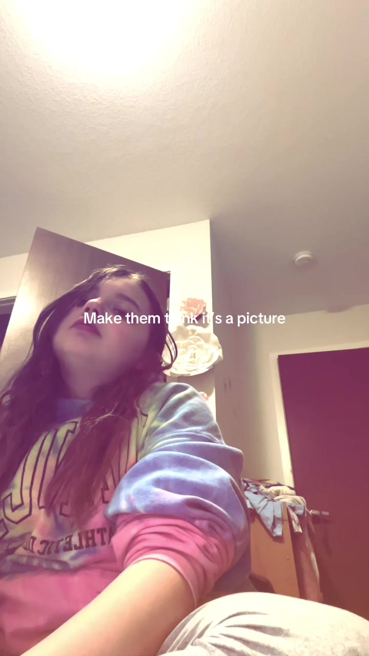 @WhiteRose🤍