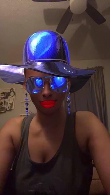 @tveganbabe