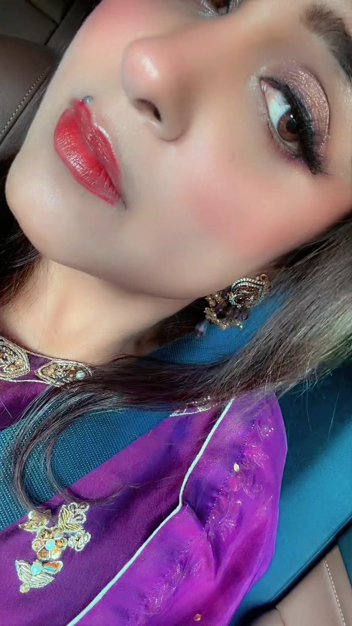 @_bee_niche