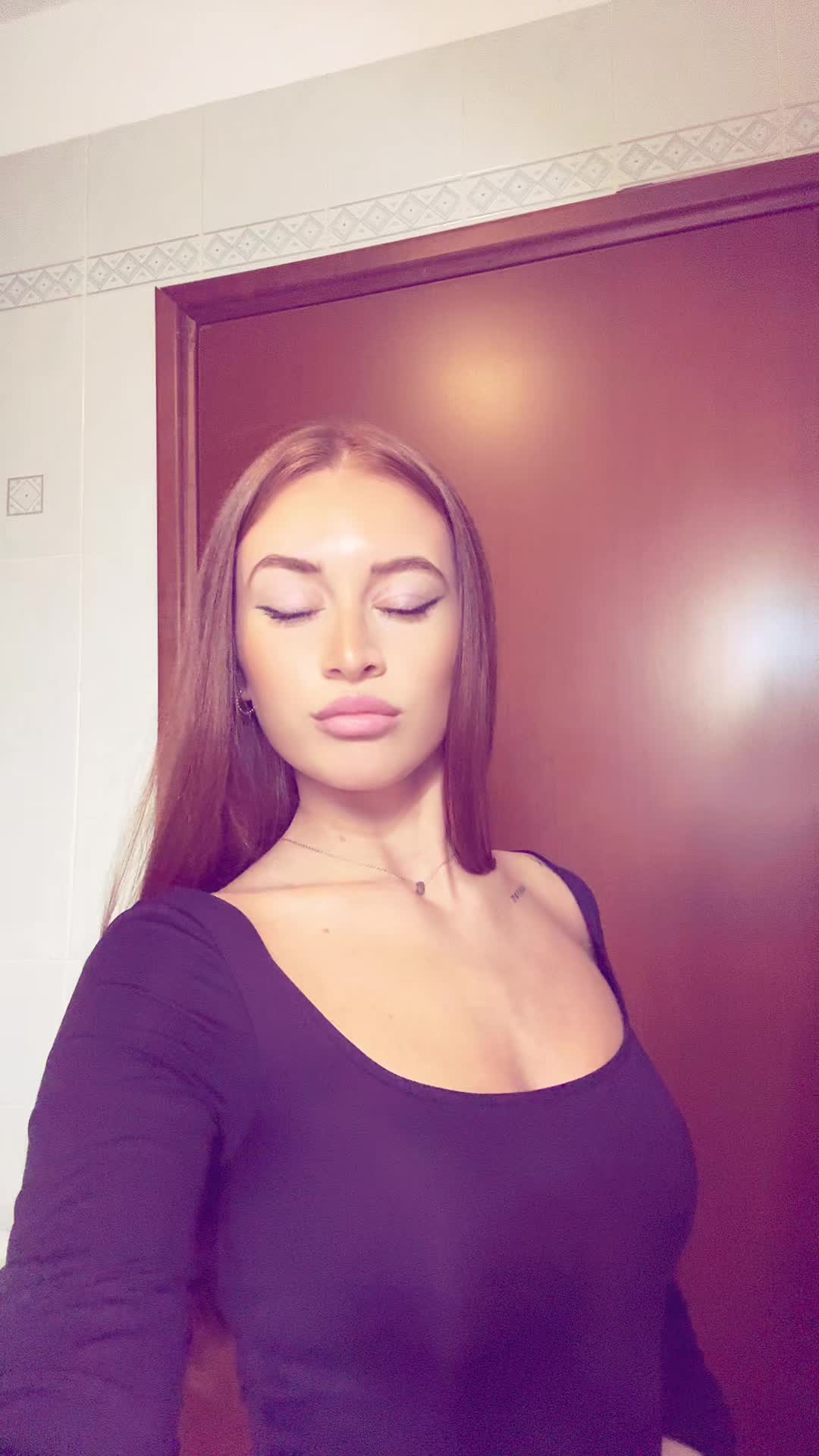 @red👩🏻🦰