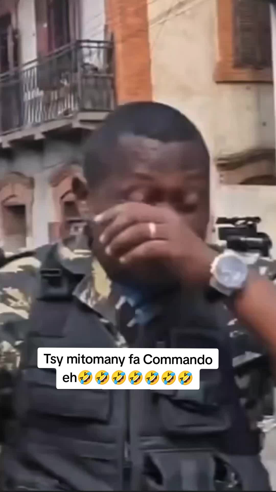 @Akuma