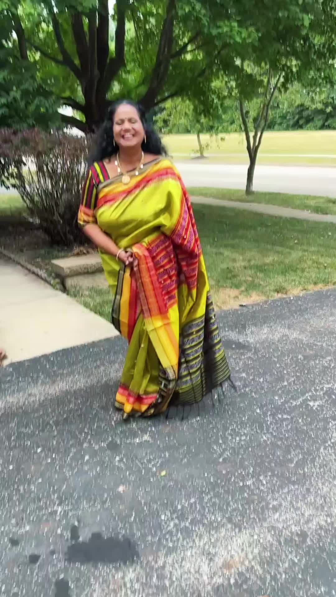 @sareediariesbyroopa