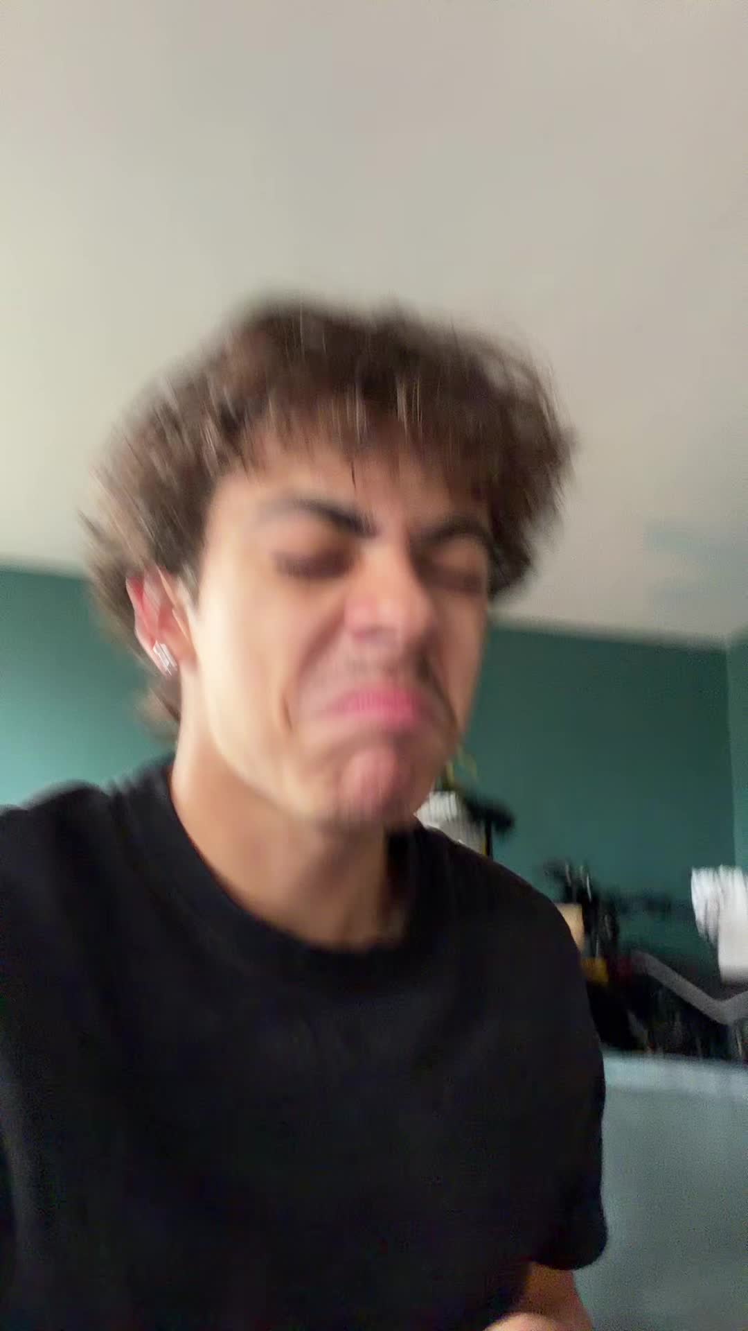 @iseezayy