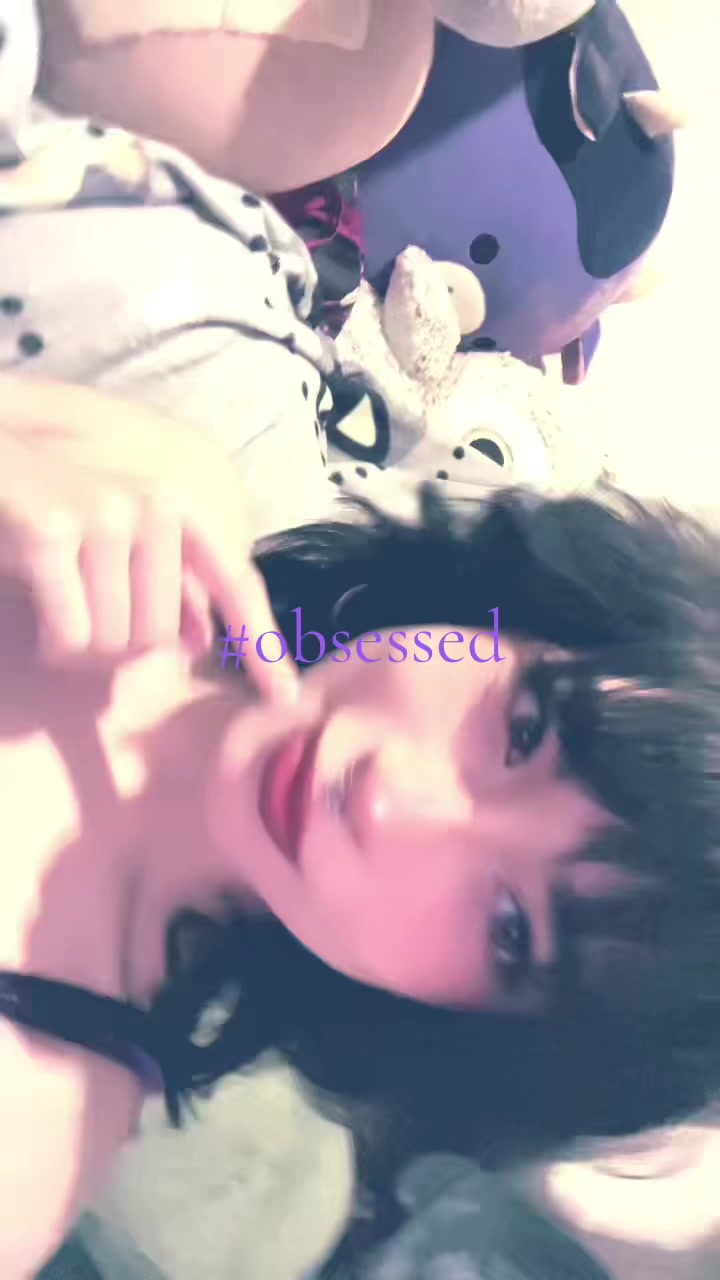 @bella :]