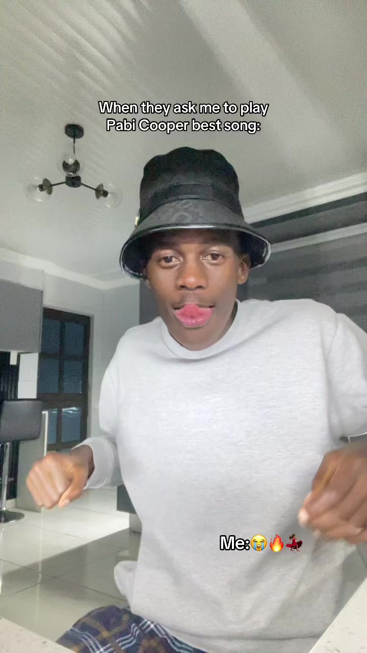 @momo