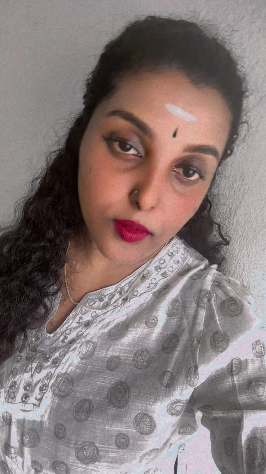 @Santhiya@தியா💜✨