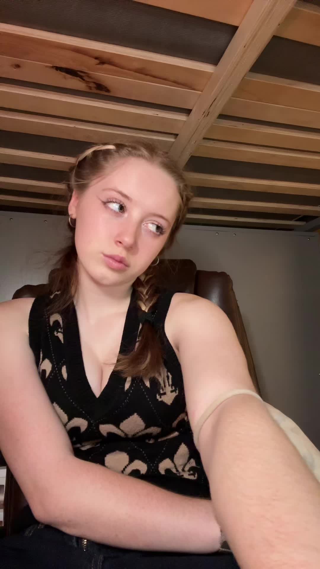 @Rae