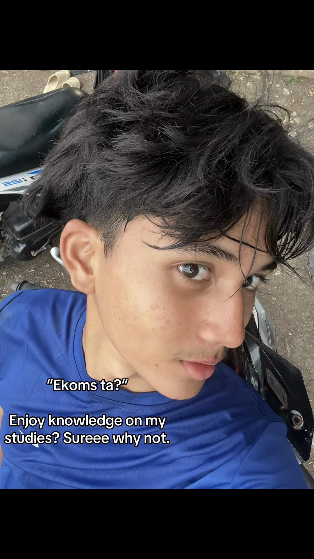 @👻