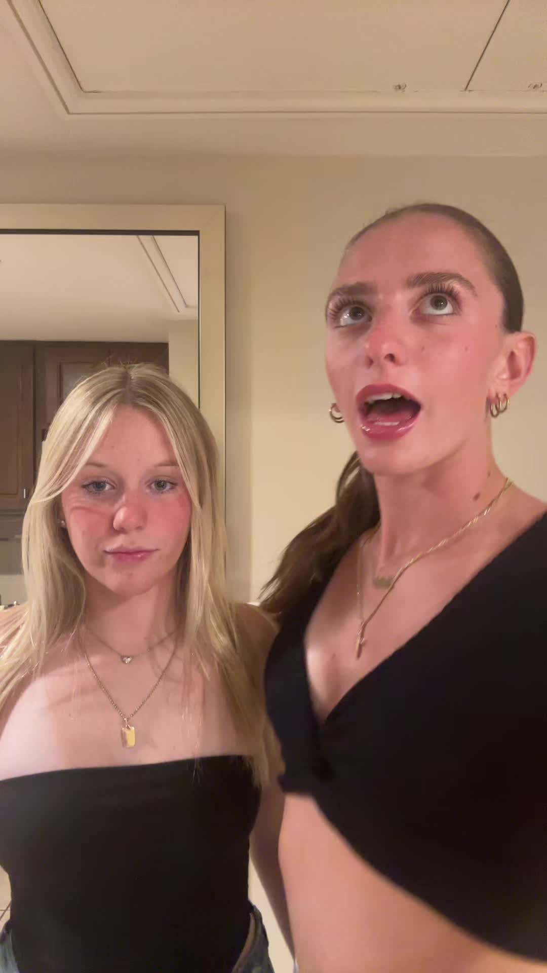 @notjuliahenderson