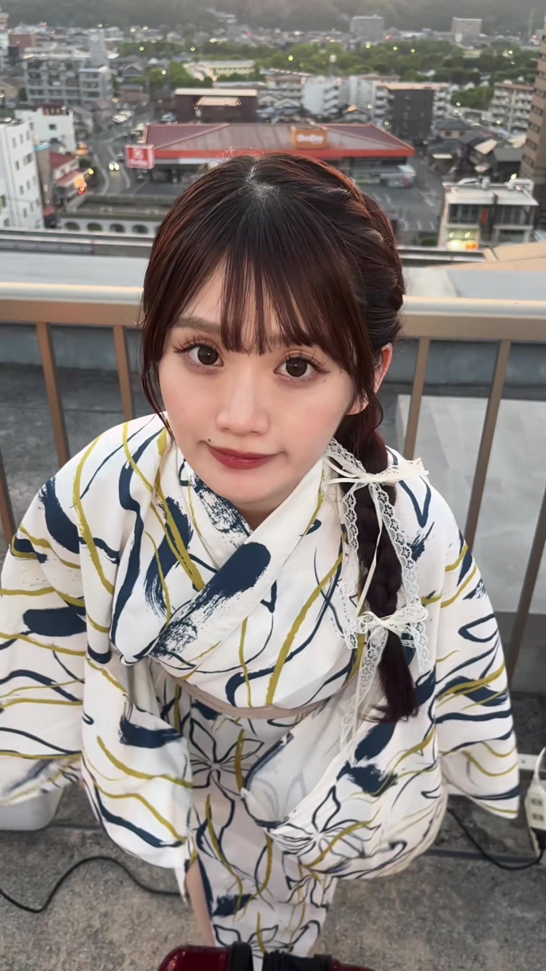 @ねむ