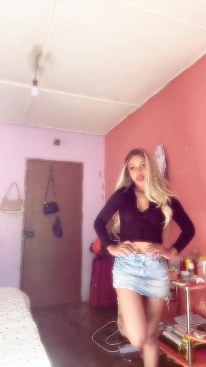 @Cat