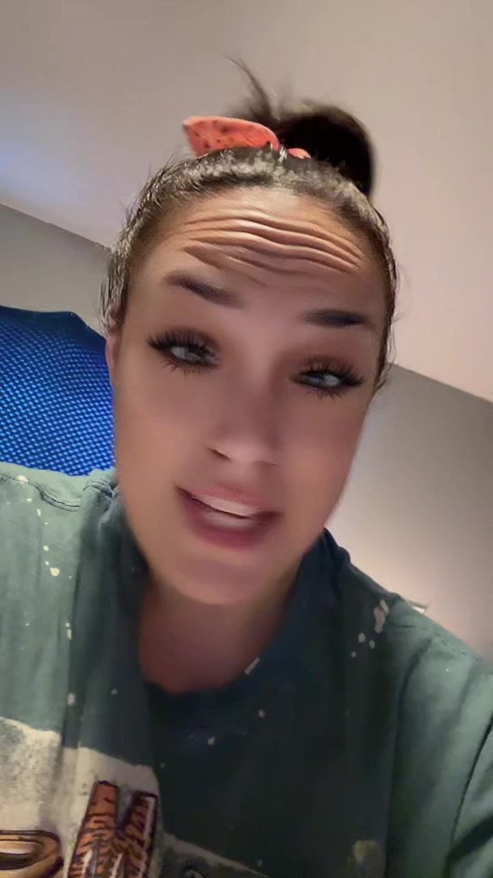 @KatieAnn