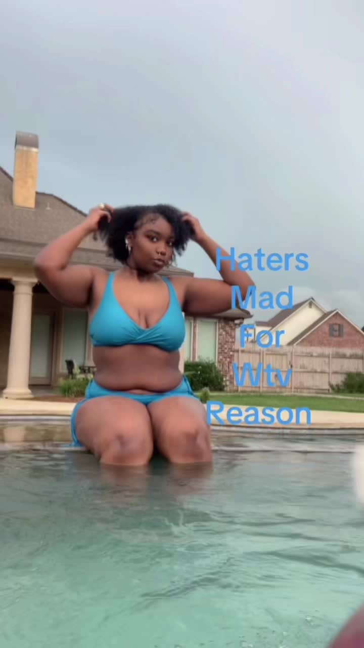 @𝓐𝓵𝓪𝔂𝓪