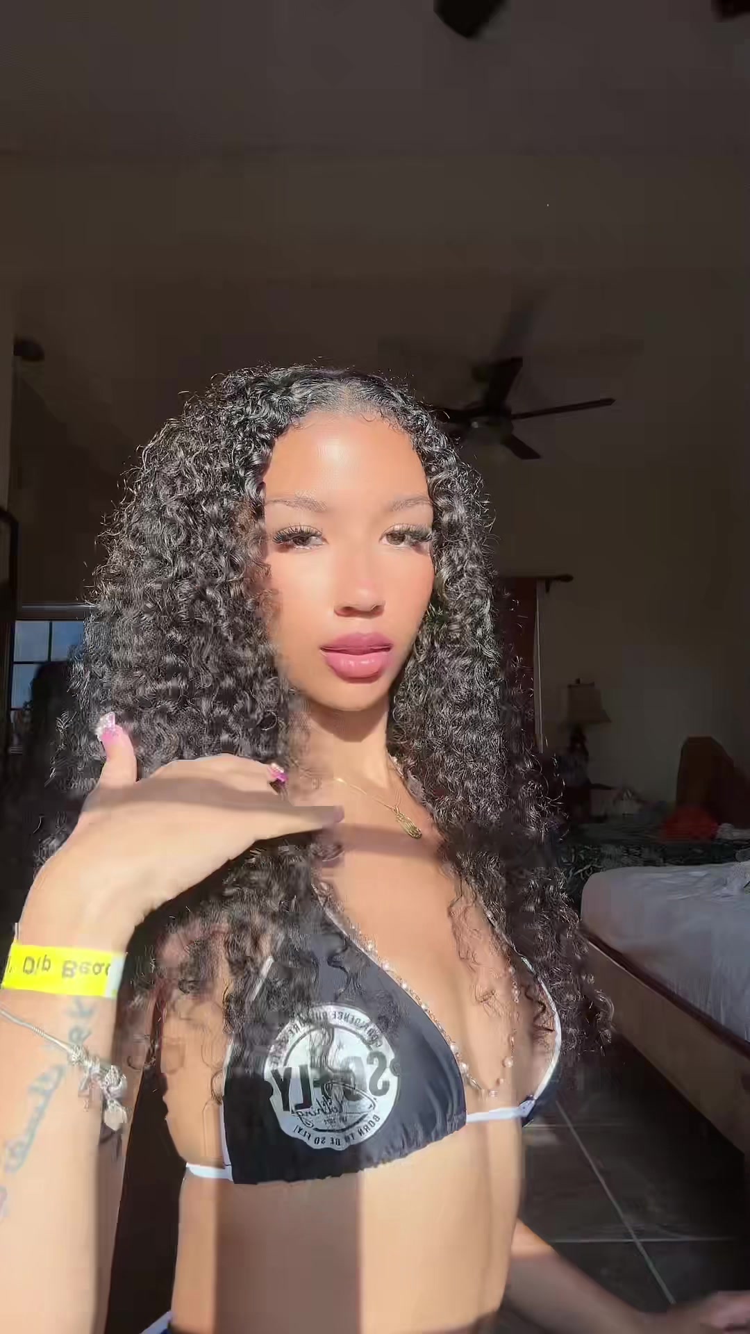 @Kk