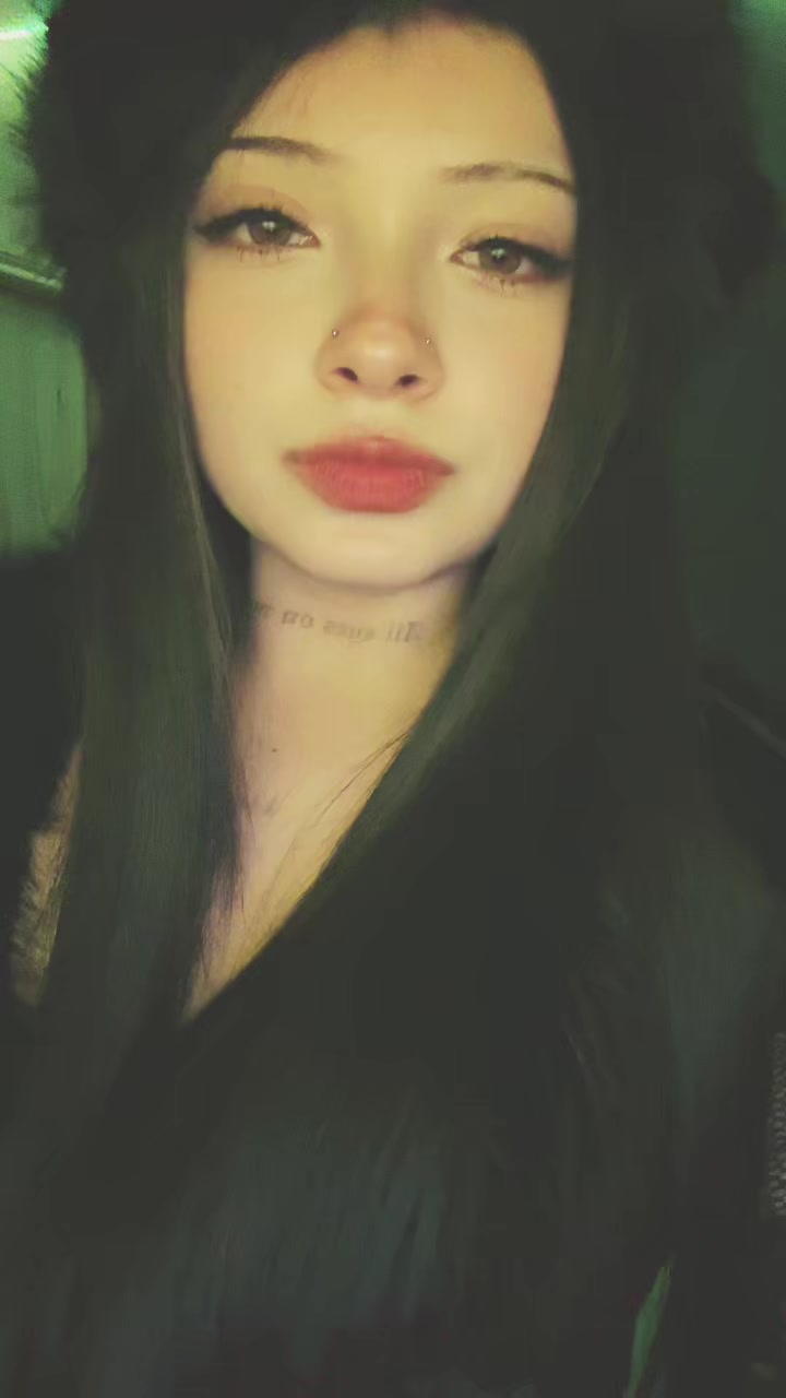 @𝓃𝒾𝒸𝑜𝓁𝑒𝓈𝒸𝒶𝓇𝓅𝑜𝓃𝒾𝒾