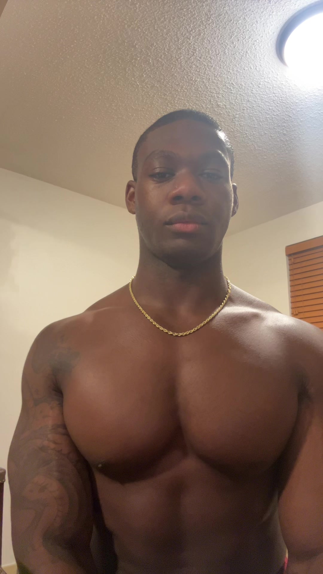 @T
