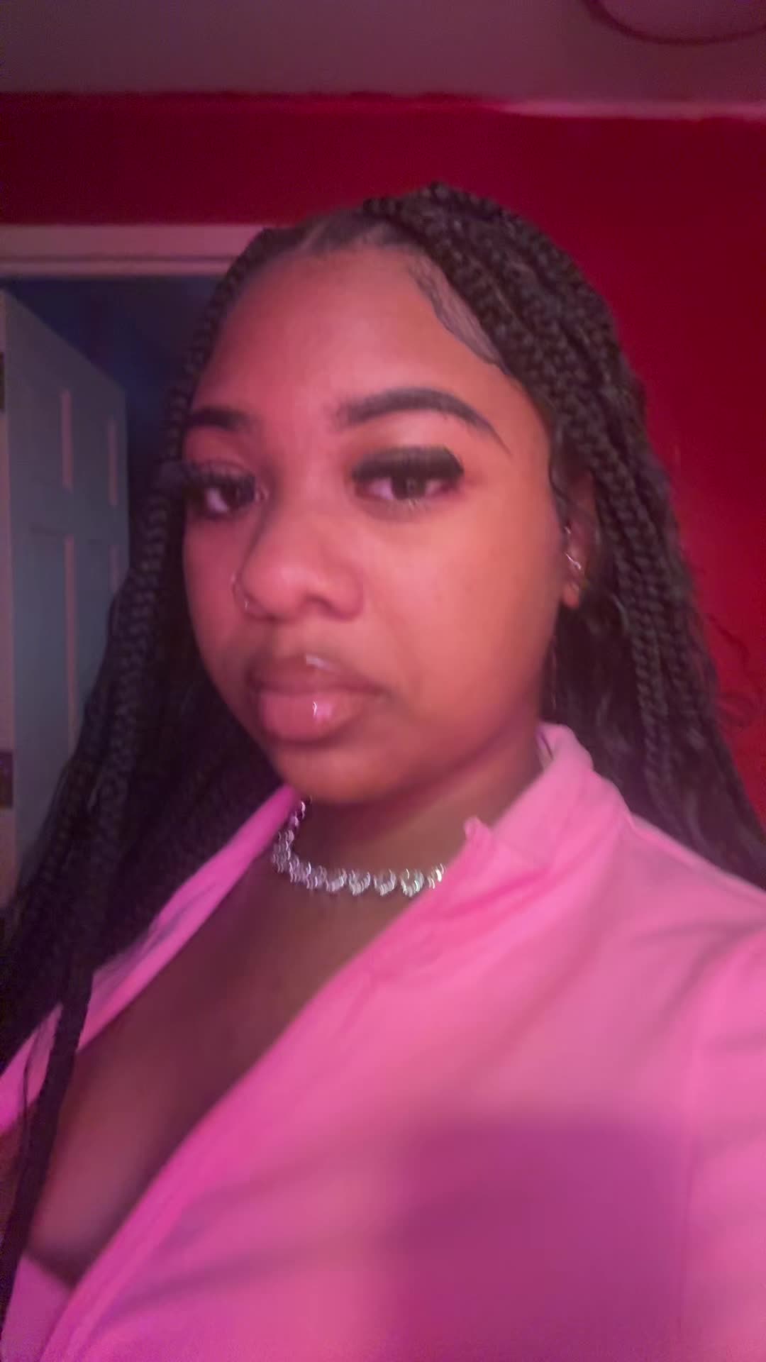@Niyylashae