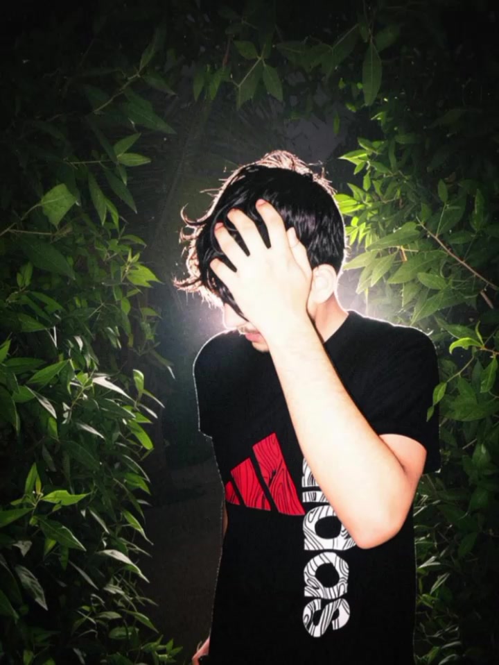 @Mughal Here ☠️❤️🔥🍂
