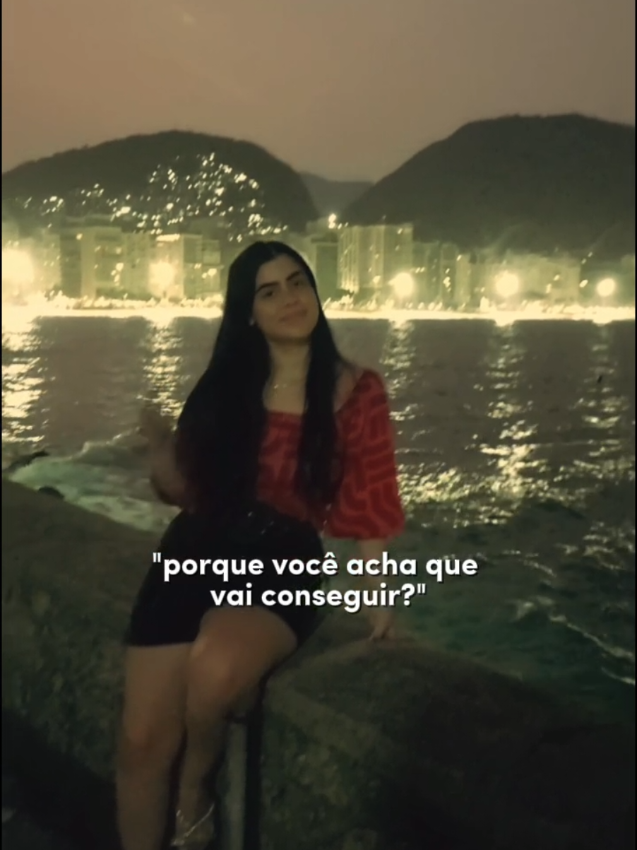 @L&iacute;via Dantas