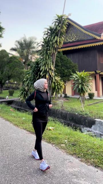 @Tata Minata