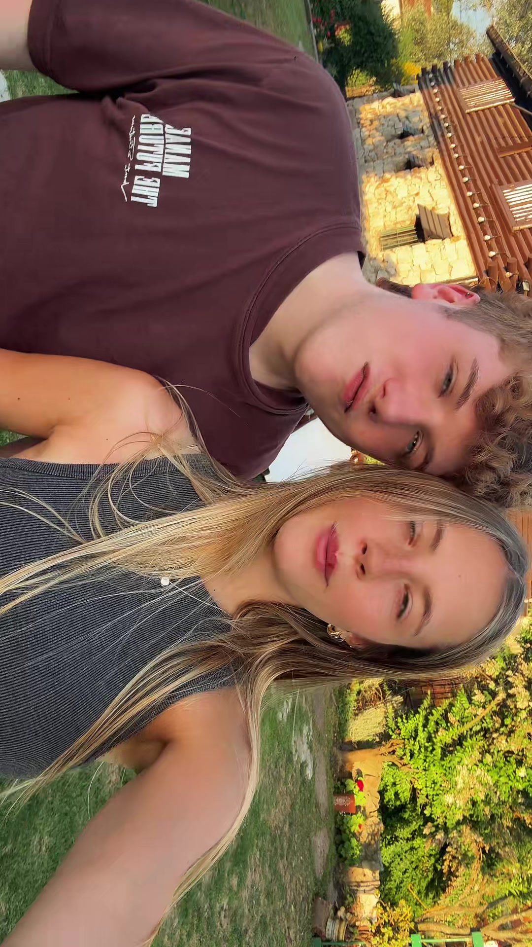@lo