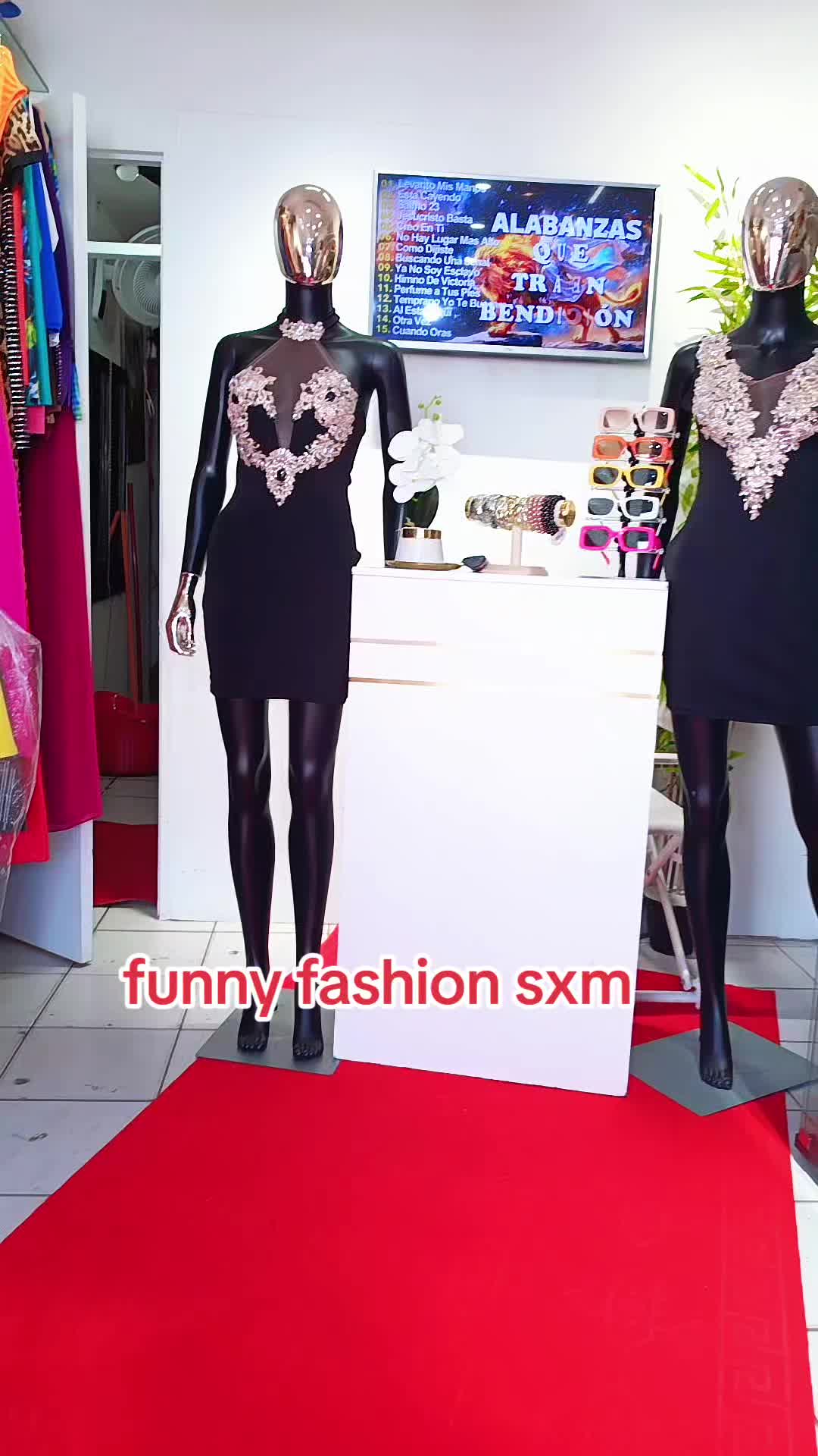 @funnyfashionsxm