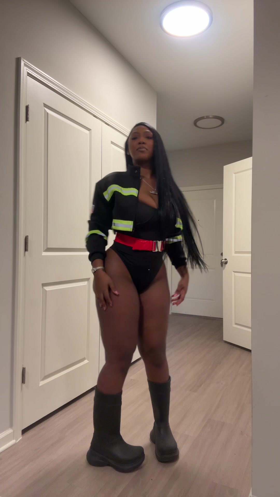 @shakiya