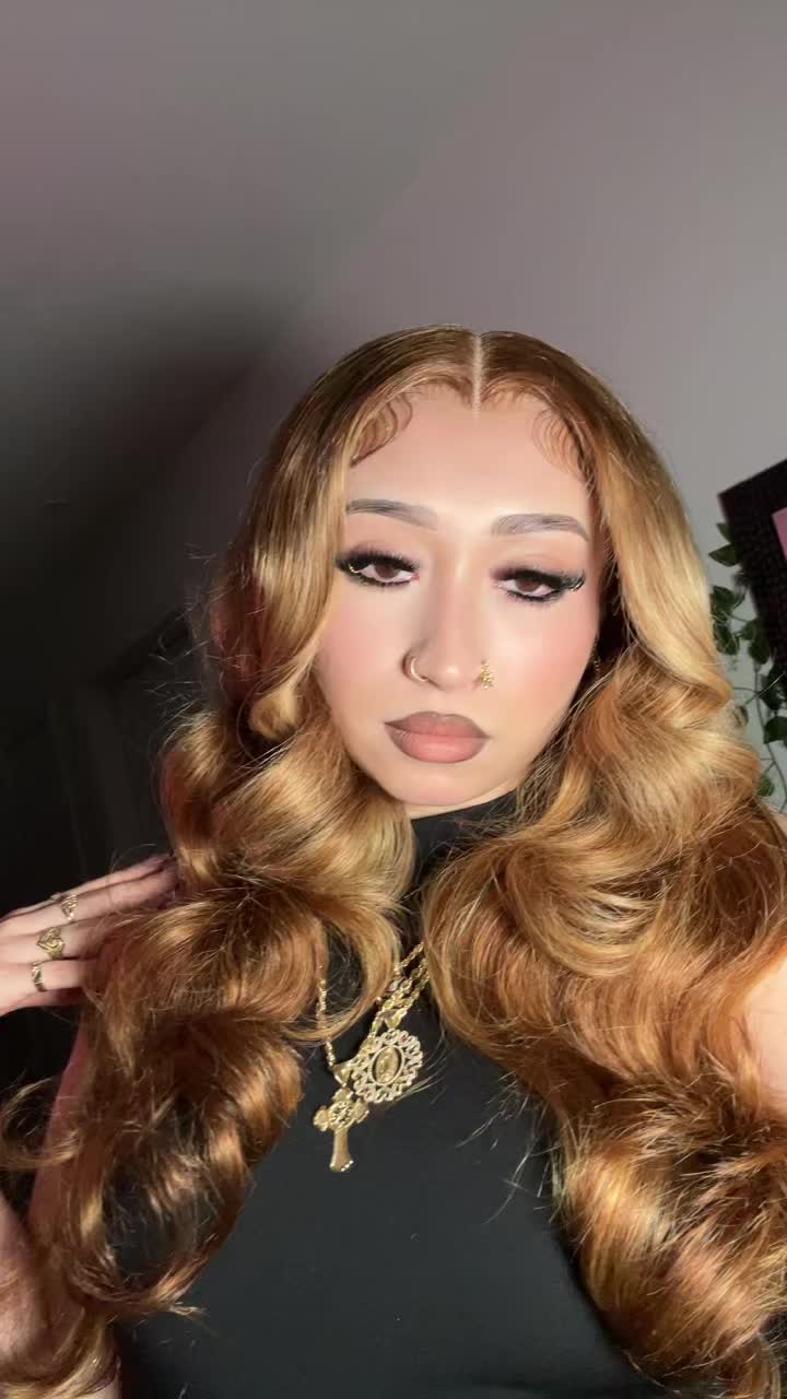 @Nikki| San Antonio Wig Stylist
