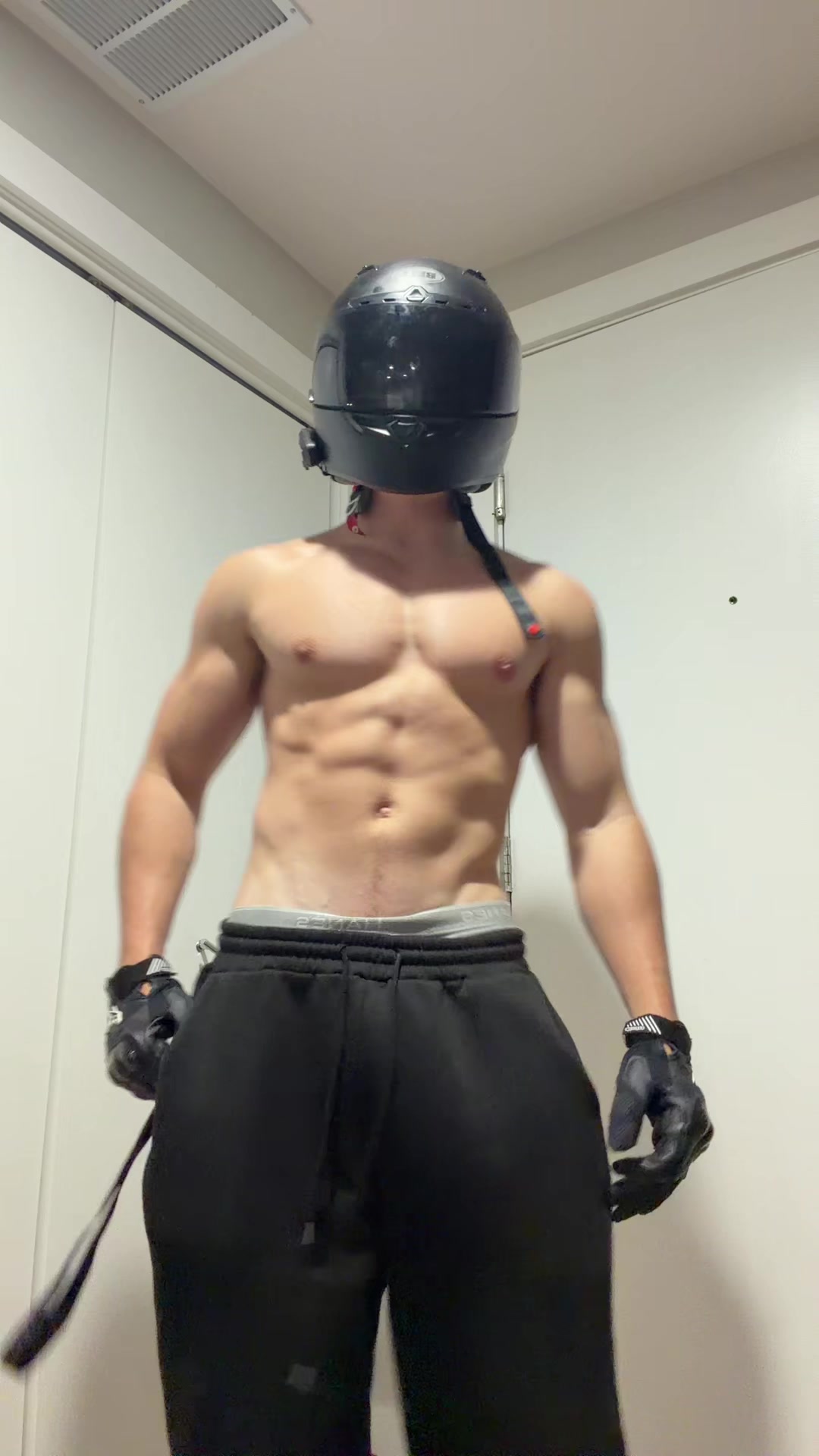 @Luke_V3