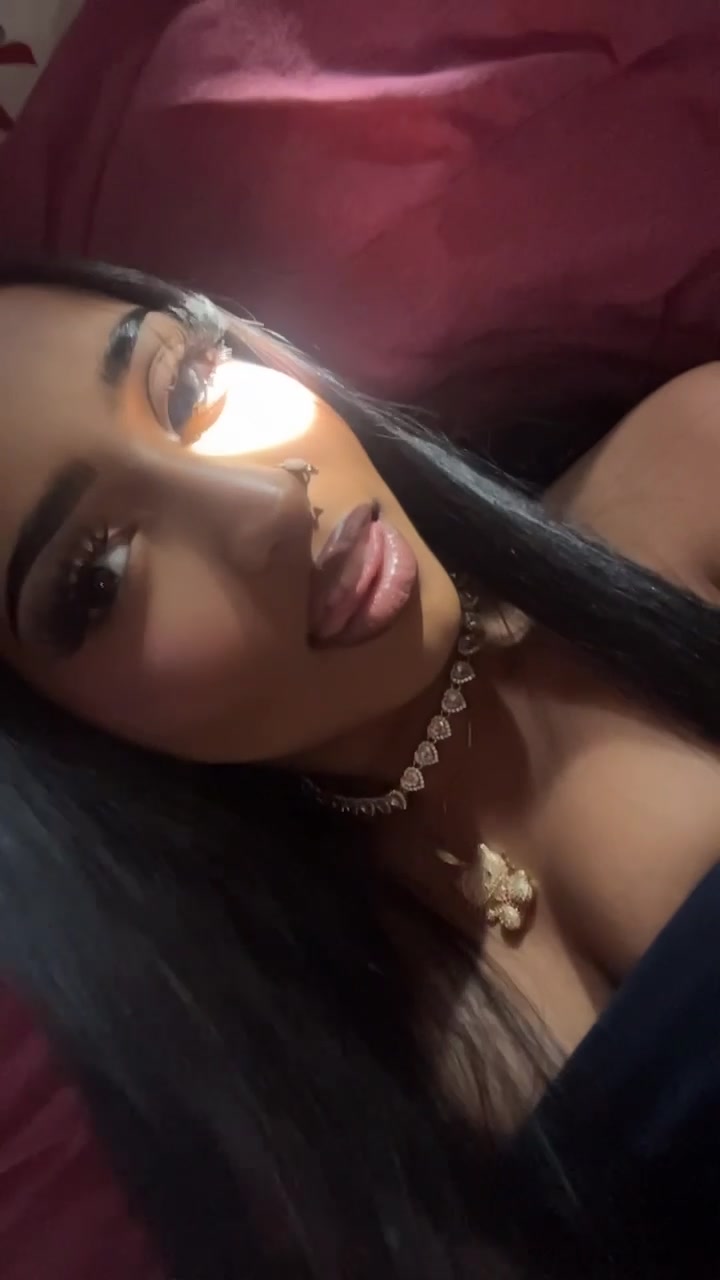 @kiara ariana