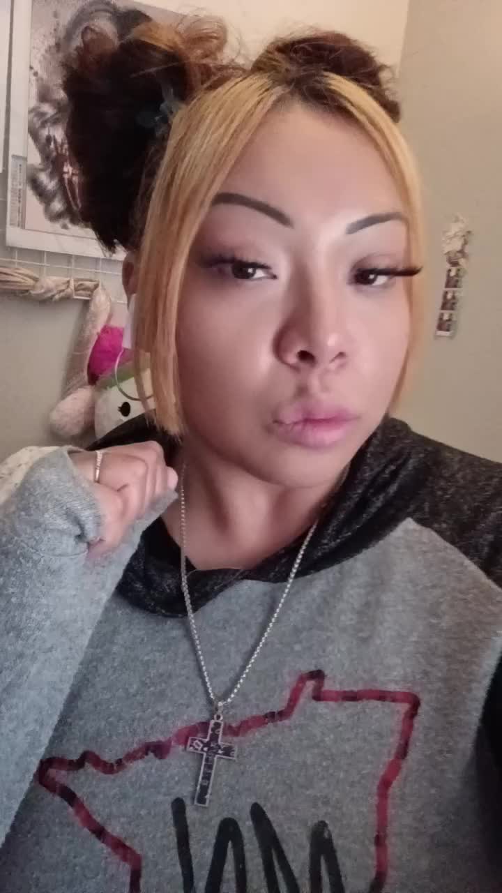 @Lala2Savage