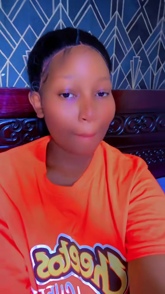 @iss 🦋mwende❣️📍🍫