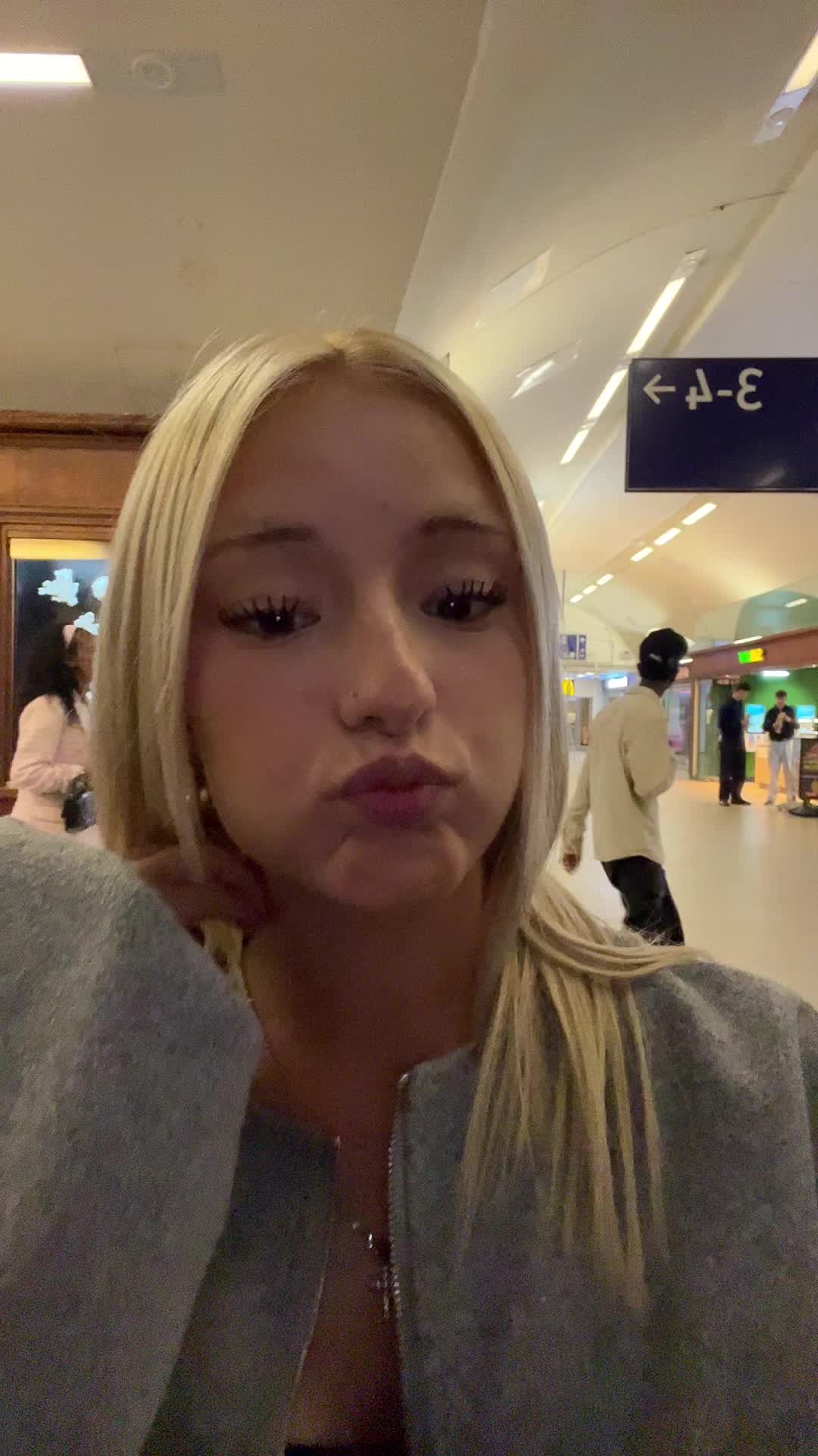 @alicia