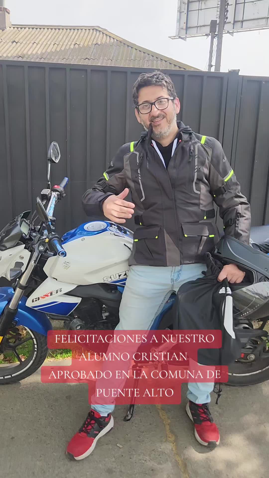 @CLASESDEMOTO.GIXXERMANIA