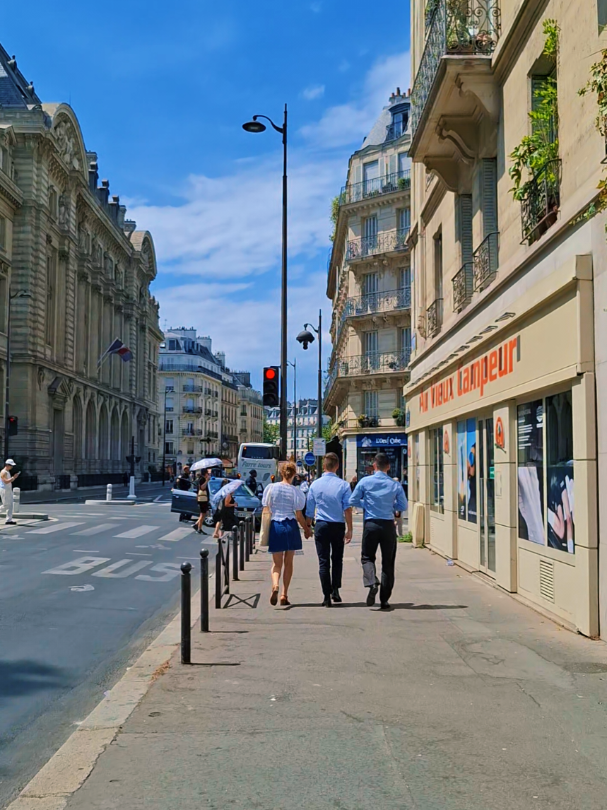 @Beauties of Paris