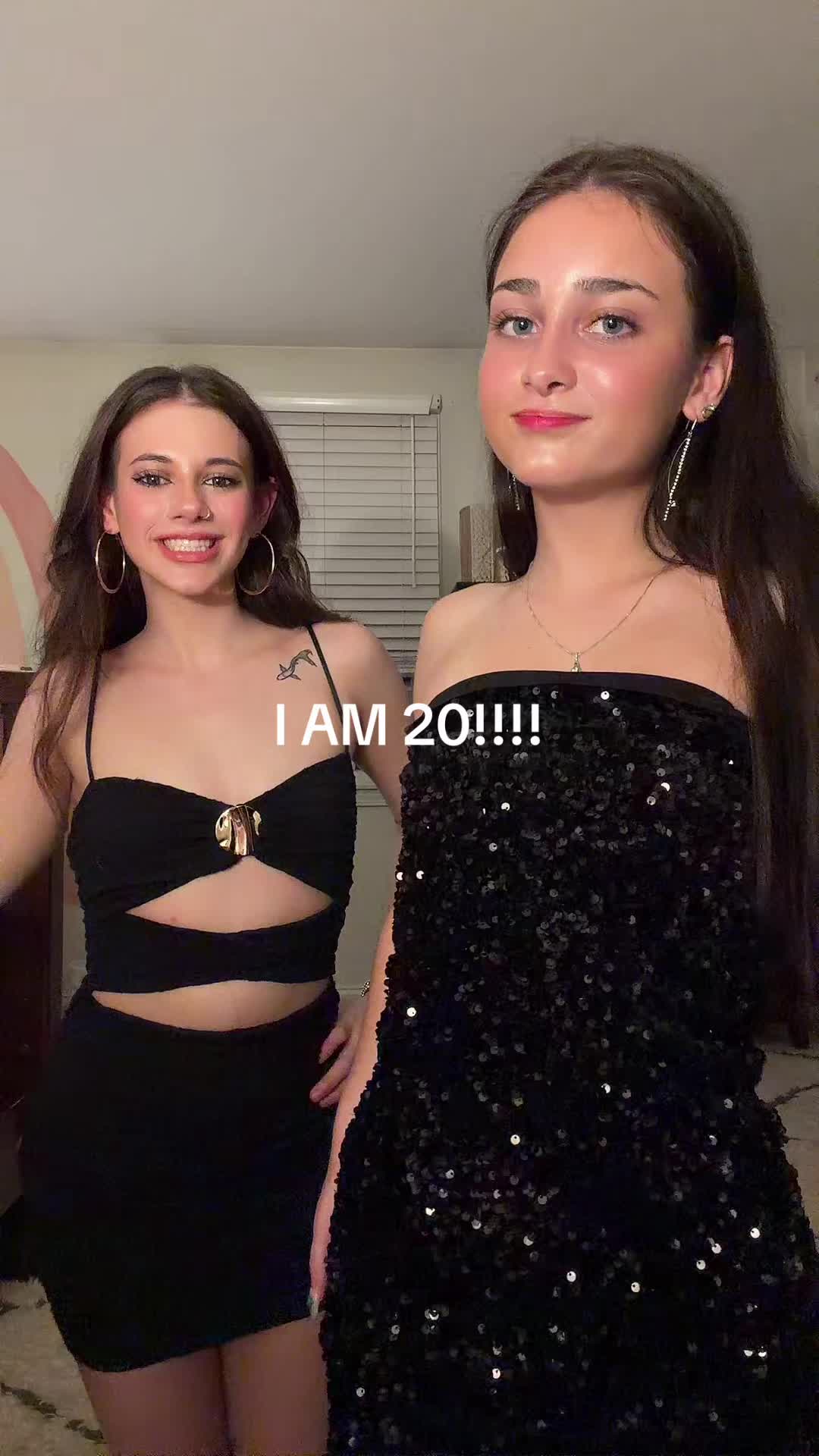 @🦦