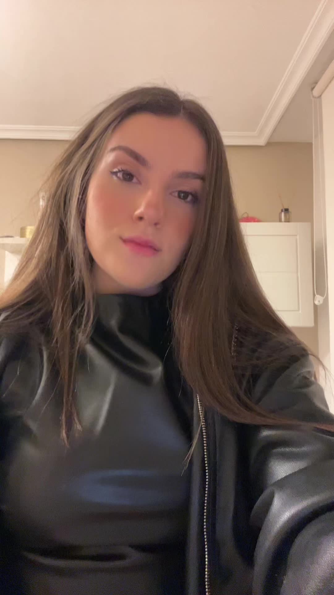 @daniielaa