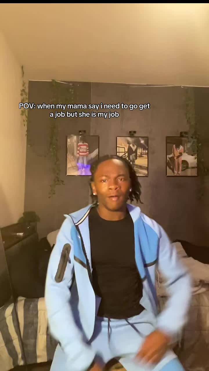 @👑