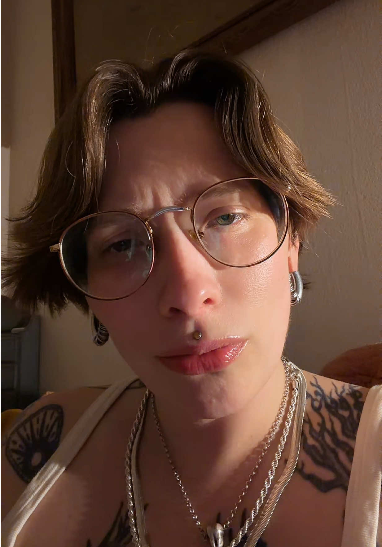 @ghostwives
