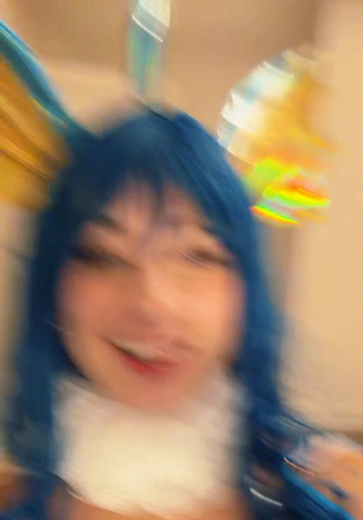 @_feyiee_