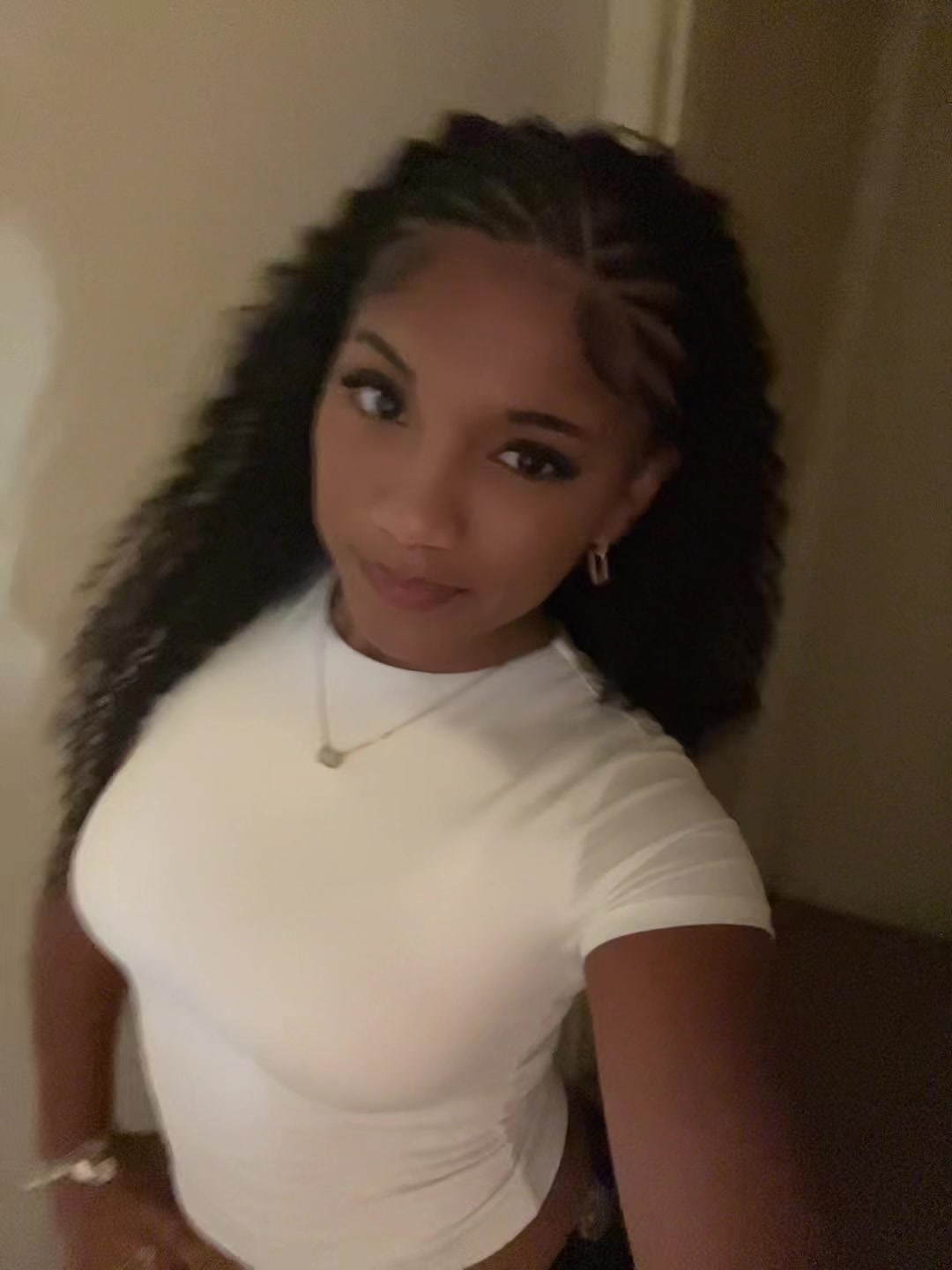 @theyluv_.kira