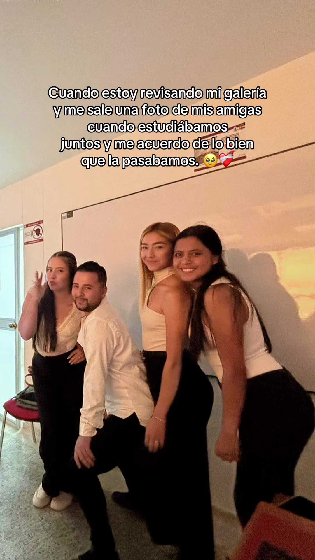 @𝐑𝐨𝐛𝐢𝐧𝐬𝐨𝐧 𝐑 