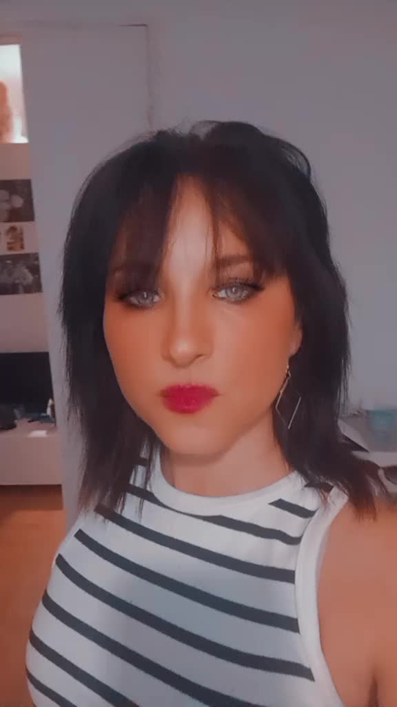 @C.i.a.r.a 👑 dangerous woman🖤