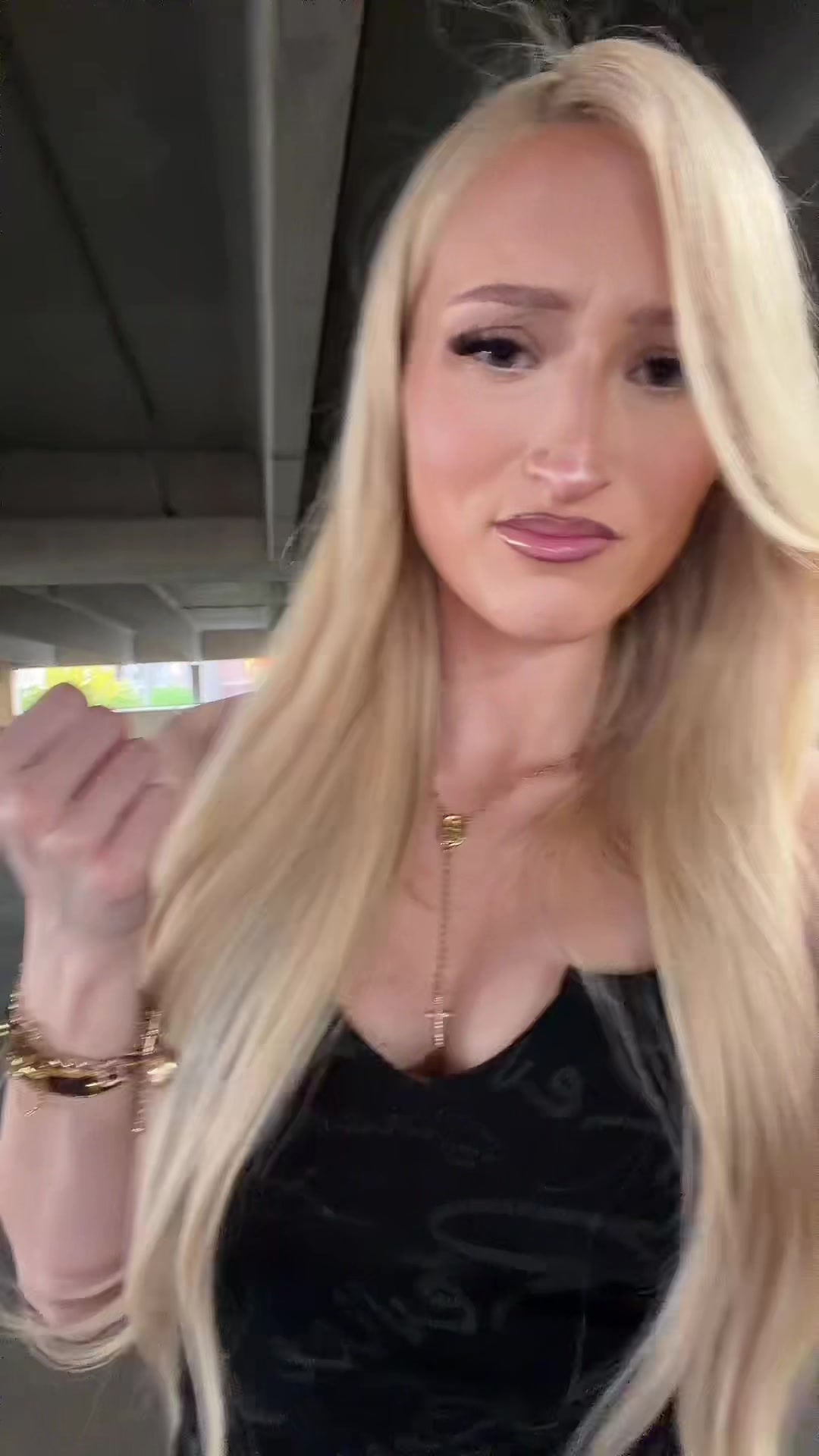 @ella